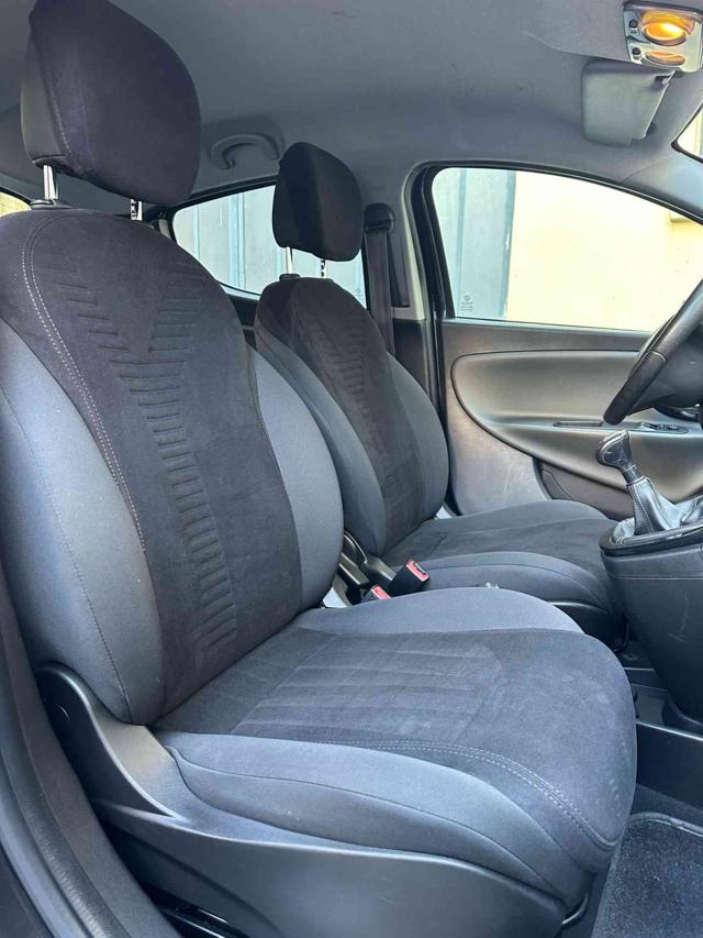 LANCIA Ypsilon usata, con Controllo trazione