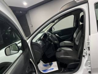 DACIA Sandero usata, con Autoradio