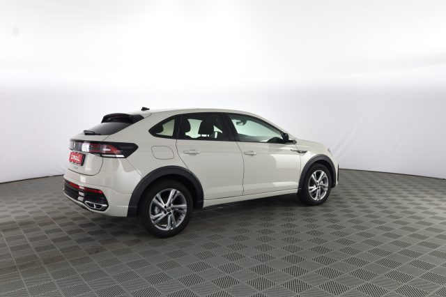 VOLKSWAGEN Taigo usata 2