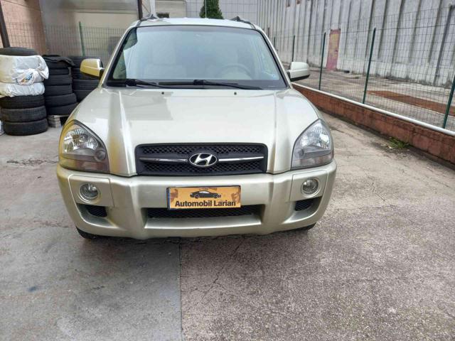 HYUNDAI Tucson usata, con Airbag