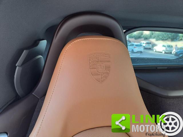 PORSCHE 718 Spyder usata 36