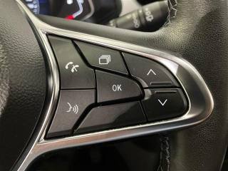 RENAULT Captur usata, con Sensori di parcheggio anteriori