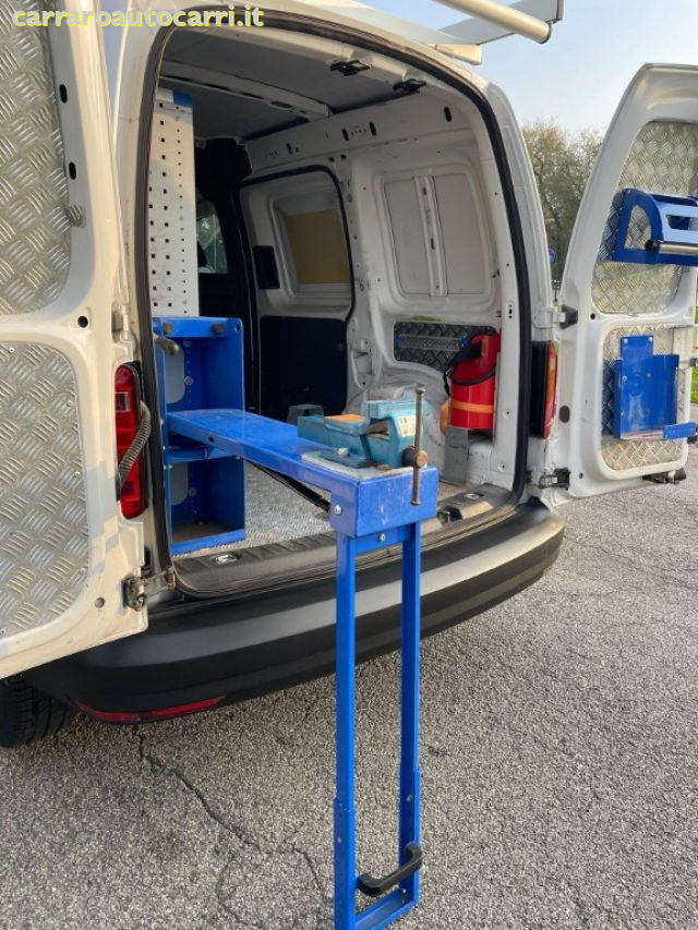 VOLKSWAGEN Caddy usata, con Autoradio