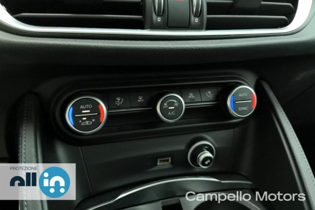 ALFA ROMEO Stelvio usata 12