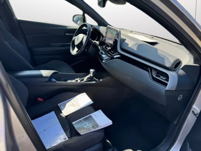 TOYOTA C-HR usata, con Cerchi in lega