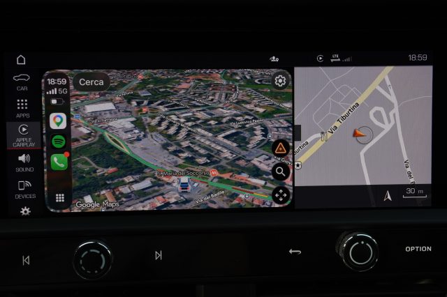 PORSCHE Macan usata, con Autoradio digitale