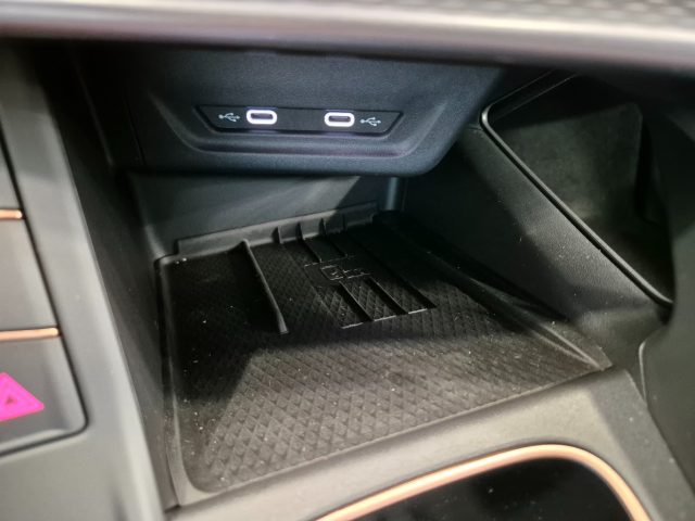 CUPRA Terramar usata, con Specchietti laterali elettrici