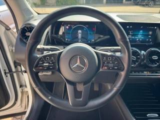 MERCEDES-BENZ GLB 200 usata, con Climatizzatore