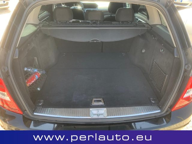 MERCEDES-BENZ C 220 usata, con Controllo trazione