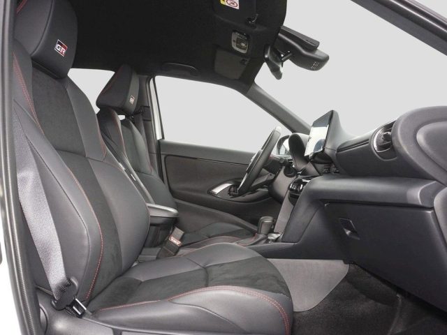 TOYOTA Yaris Cross usata, con Alzacristalli elettrici