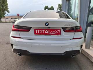 BMW 320 usata, con Autoradio