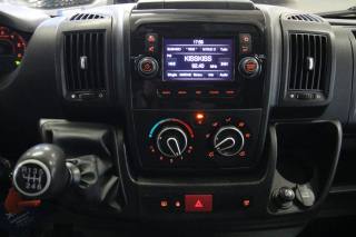 OPEL Movano usata, con USB