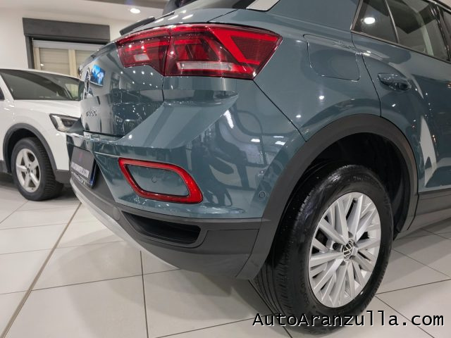 VOLKSWAGEN T-Roc usata, con Volante multifunzione