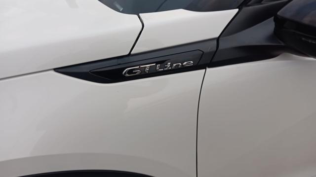 PEUGEOT 2008 usata, con Touch screen