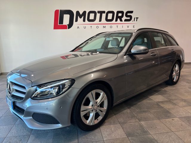 MERCEDES-BENZ C 200 usata, con Lettore CD