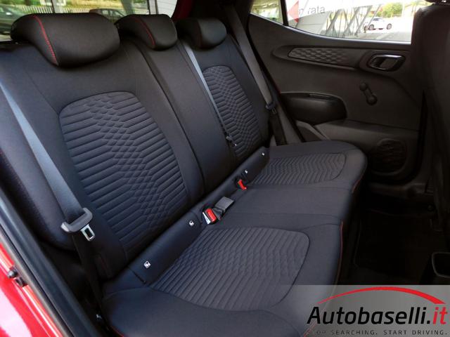 HYUNDAI i10 usata, con USB