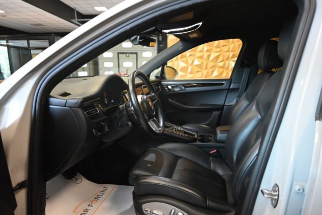 PORSCHE Macan usata 22