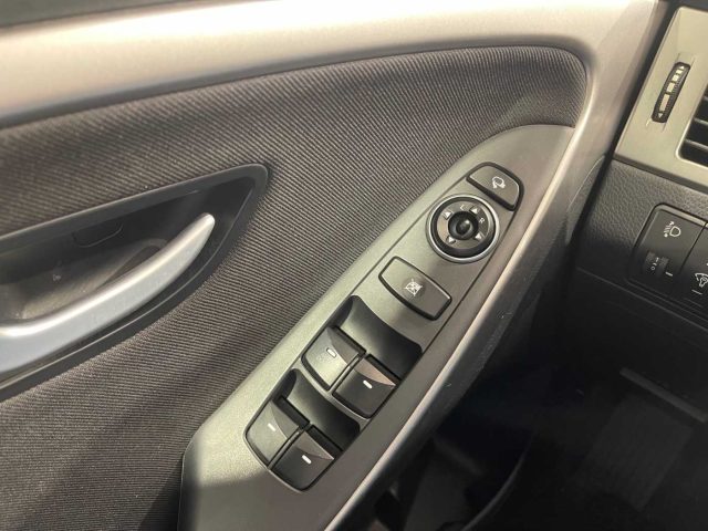 HYUNDAI i30 usata 25