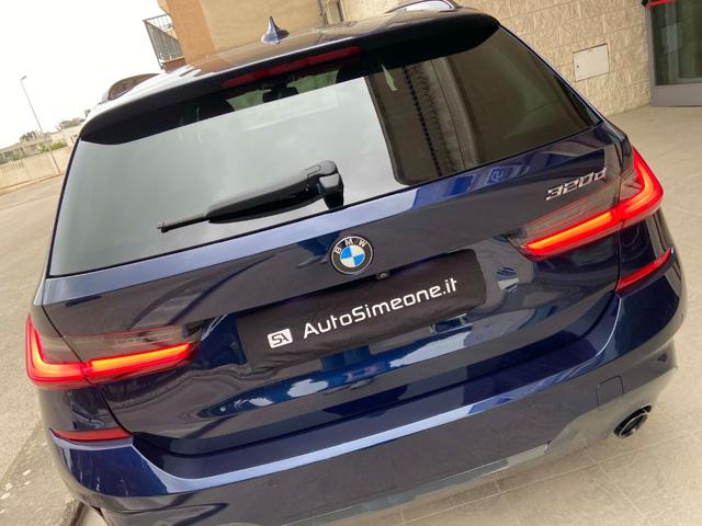 BMW 320 usata, con Bluetooth
