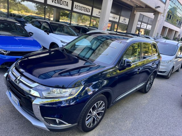 MITSUBISHI Outlander usata, con Boardcomputer