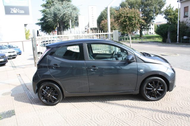 TOYOTA Aygo usata, con Cerchi in lega