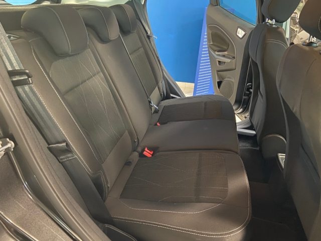 FORD EcoSport usata, con USB