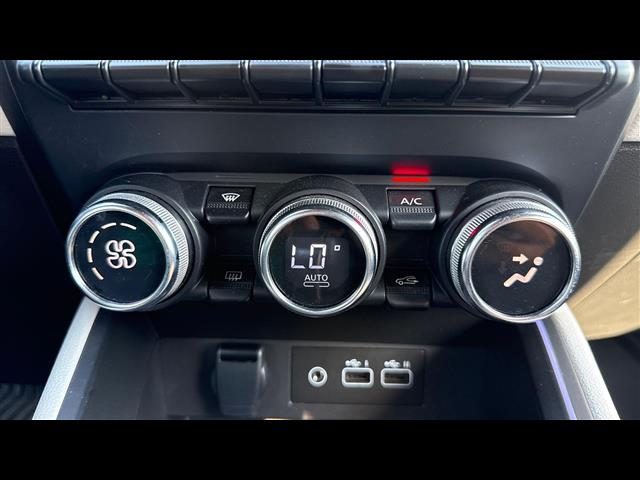 RENAULT Clio usata, con Specchietti laterali elettrici