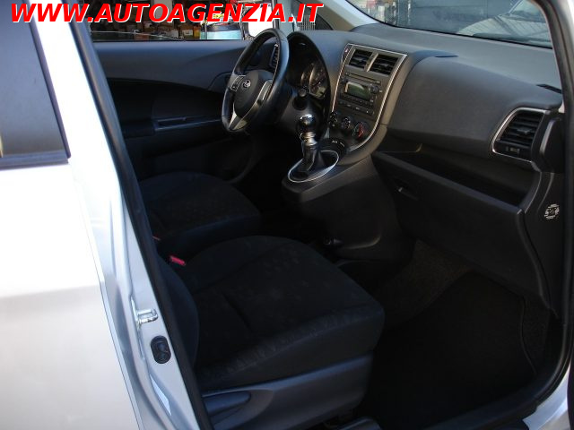 SUBARU Trezia usata 12