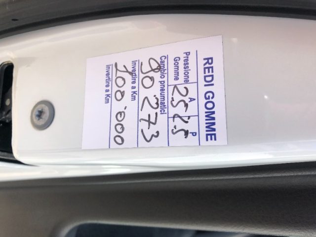 TOYOTA RAV 4 MY23 usata, con Bluetooth