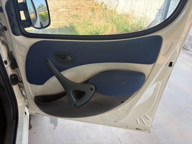 FIAT Doblo usata 23