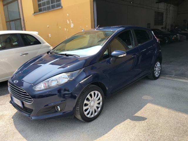 FORD Fiesta usata, con Autoradio