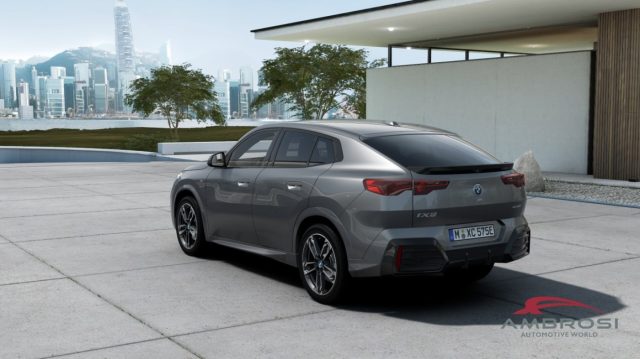 BMW iX2 usata 1