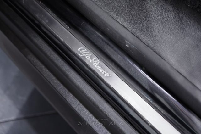 ALFA ROMEO Stelvio usata, con Controllo trazione