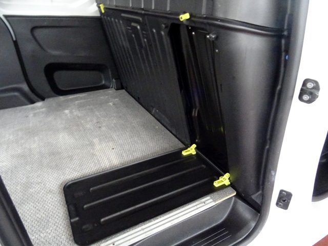 PEUGEOT Partner usata, con ESP