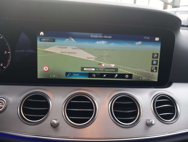 MERCEDES-BENZ E 200 usata, con ESP