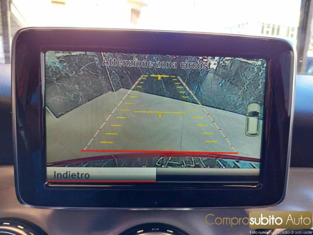 MERCEDES-BENZ GLA 200 usata, con Sedile posteriore sdoppiato