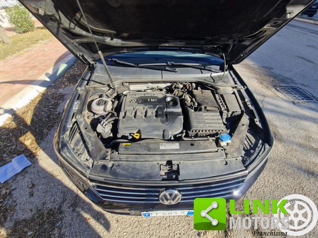VOLKSWAGEN Passat Variant usata, con Controllo automatico clima