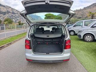 VOLKSWAGEN Touran usata, con Servosterzo