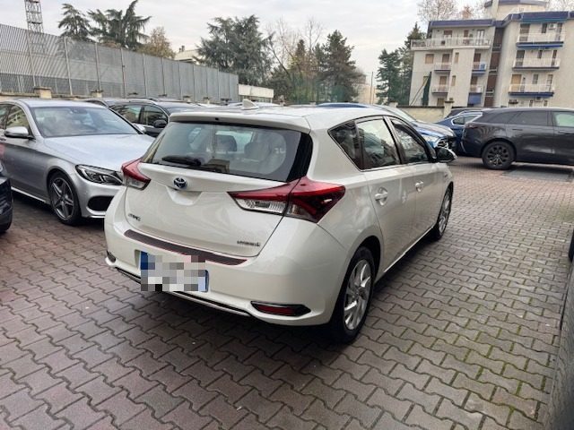 TOYOTA Auris Touring Sports usata, con Cerchi in lega