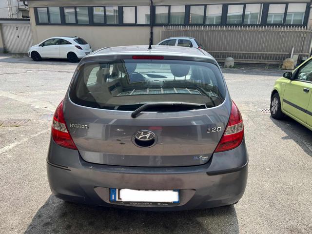 HYUNDAI i20 usata, con Alzacristalli elettrici
