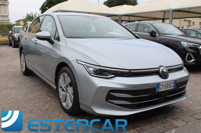VOLKSWAGEN Golf usata, con Autoradio