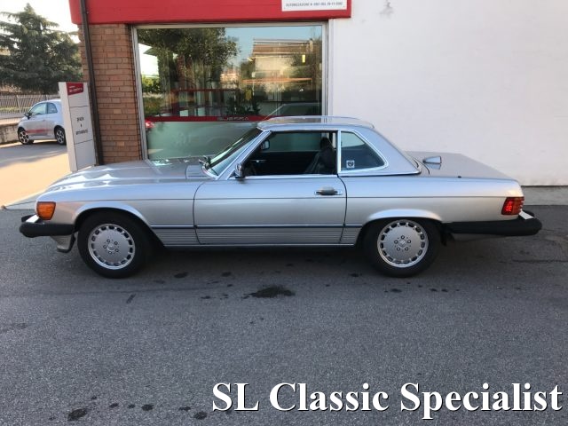 MERCEDES-BENZ SL 560 usata 8