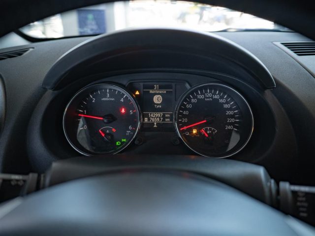NISSAN Qashqai usata, con Fari Xenon