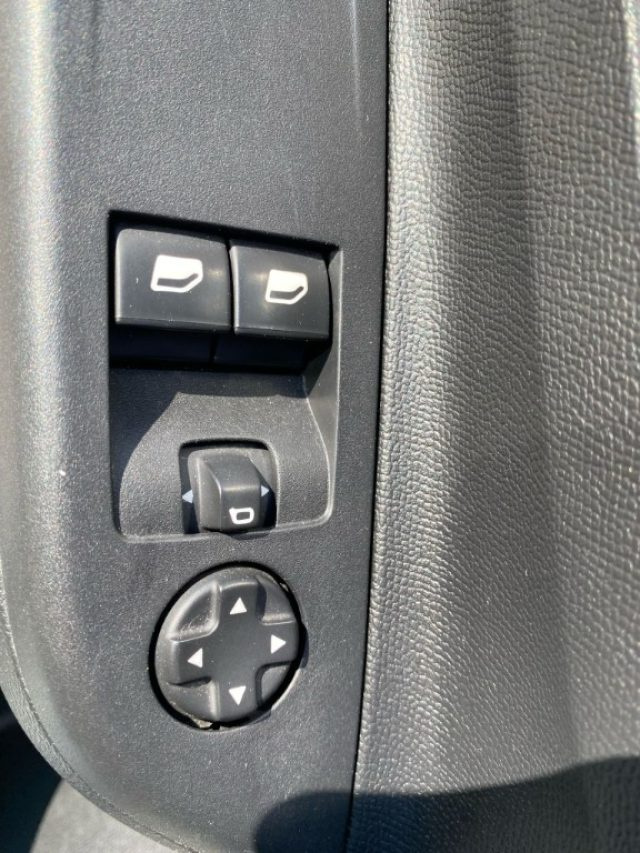 OPEL Corsa usata, con Controllo elettronico della corsia