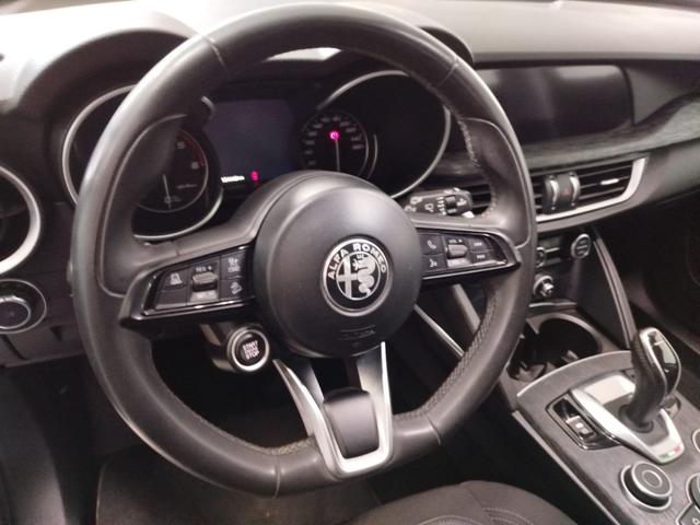 ALFA ROMEO Stelvio usata, con Cerchi in lega