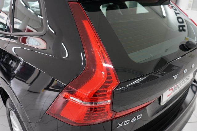 VOLVO XC60 usata, con Specchietti laterali elettrici