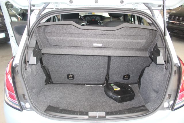 LANCIA Ypsilon usata, con Controllo trazione