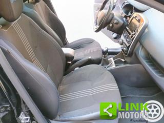 RENAULT Clio usata, con Sedile posteriore sdoppiato