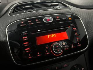 FIAT Punto usata, con Autoradio