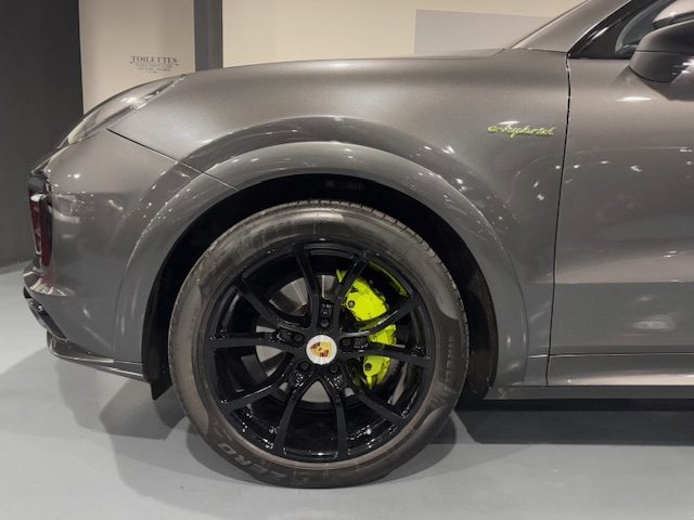 PORSCHE Cayenne usata, con Luci diurne LED